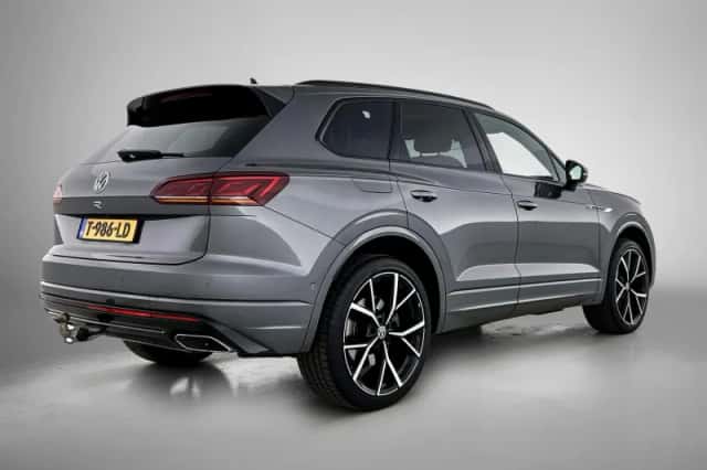 Volkswagen Touareg (2023) thumbnail 4
