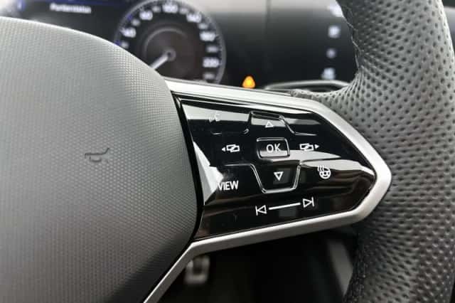 Volkswagen Touareg (2023) thumbnail 6