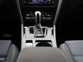 Volkswagen Passat (2022) thumbnail 10