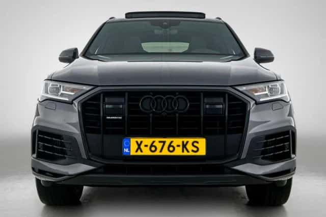 Audi Q7 (2020) thumbnail 2