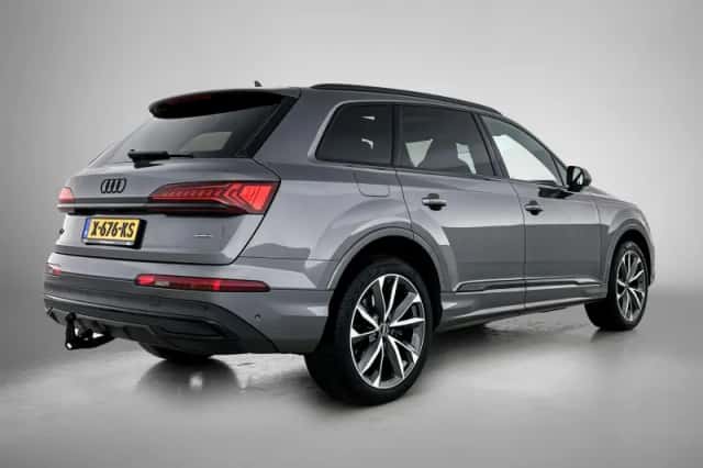 Audi Q7 (2020) thumbnail 5