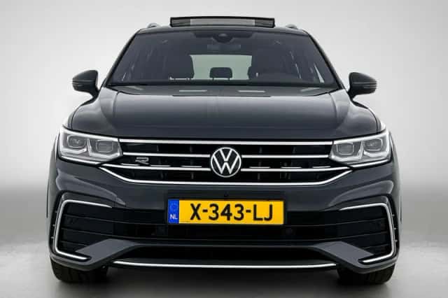 Volkswagen Tiguan (2024) thumbnail 5