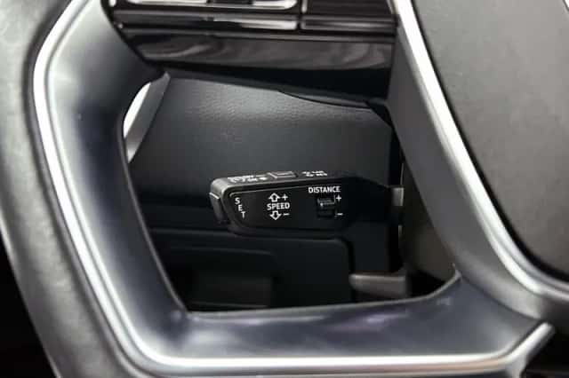 Audi A6 (2022) thumbnail 6