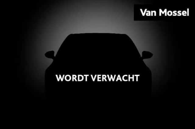 Volkswagen T-Roc (2022) thumbnail 2