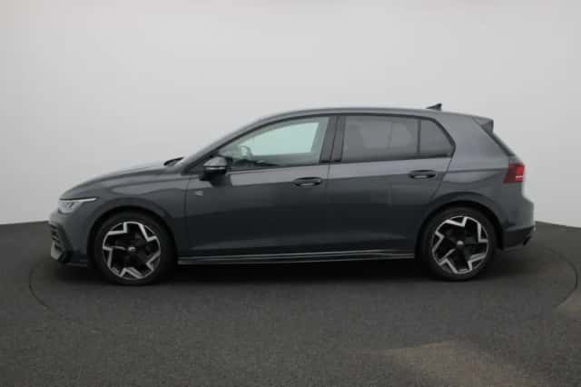 Volkswagen Golf (2025) thumbnail 4