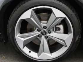 Audi Q4 (2025) thumbnail 15