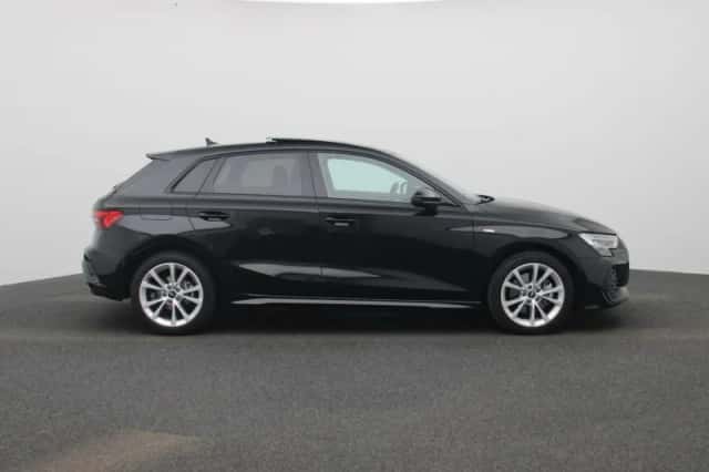 Audi A3 (2025) thumbnail 6