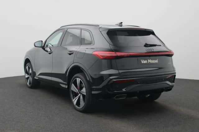 Audi Q5 (2026) thumbnail 2