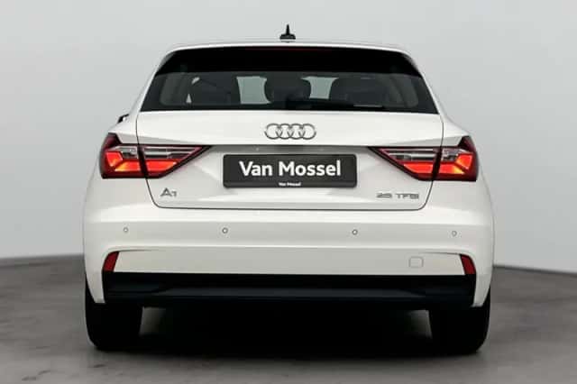 Audi A1 (2020) thumbnail 4
