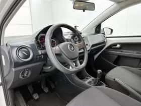 Volkswagen Up! (2020) thumbnail 8