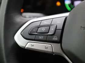 Volkswagen Golf (2025) thumbnail 18
