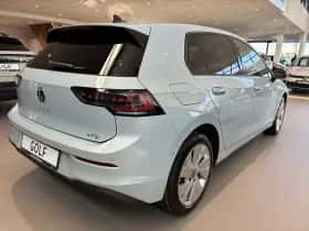 Volkswagen Golf (2025) thumbnail 3