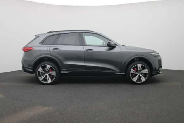 Audi Q5 (2026) thumbnail 6