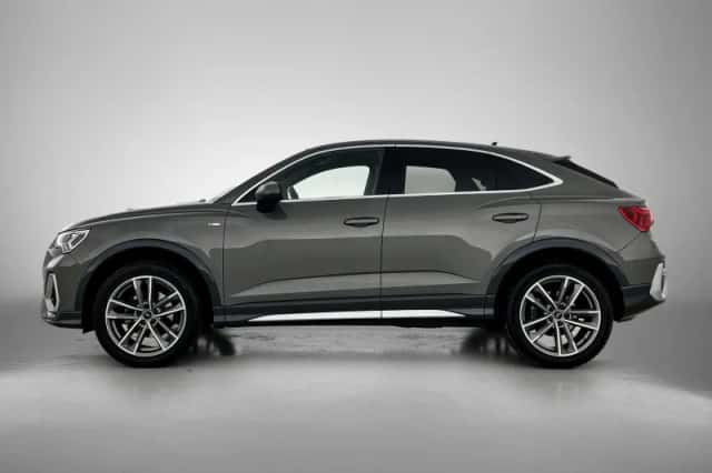 Audi Q3 (2020) thumbnail 2
