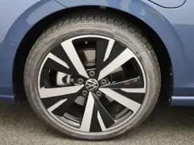 Volkswagen Golf (2025) thumbnail 12