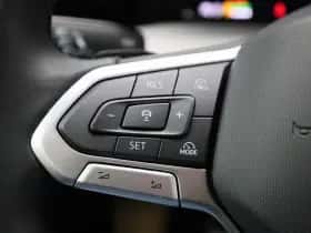 Volkswagen Golf (2025) thumbnail 23