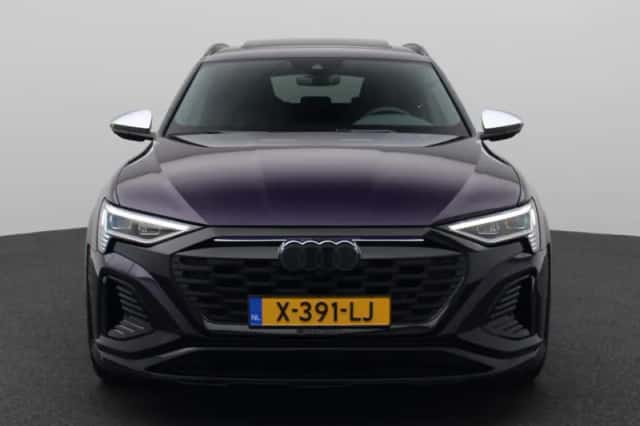 Audi Q8 e-tron (2024) thumbnail 3