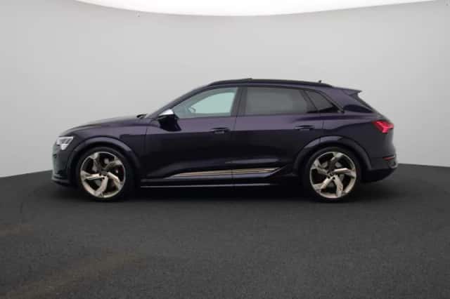 Audi Q8 e-tron (2024) thumbnail 4