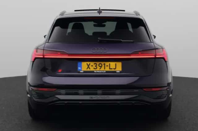 Audi Q8 e-tron (2024) thumbnail 5