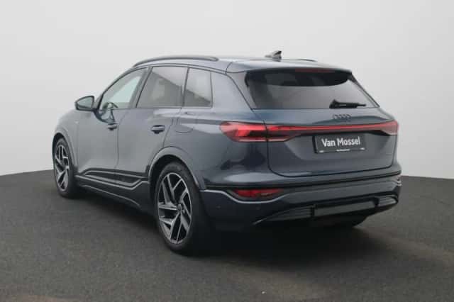 Audi Q6 e-tron (2026) thumbnail 2