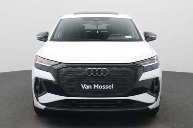 Audi Q4 (2025) thumbnail 4