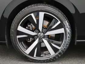 Volkswagen Golf (2025) thumbnail 12