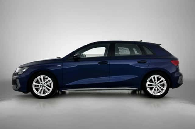 Audi A3 (2020) thumbnail 2