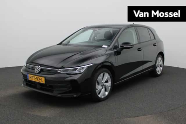Volkswagen Golf (2025) thumbnail 1