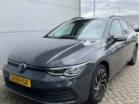 Volkswagen Golf (2023)