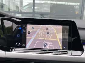 Volkswagen Golf (2023) thumbnail 12