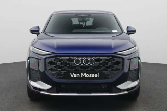 Audi Q3 (2026) thumbnail 3