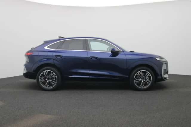 Audi Q3 (2026) thumbnail 6