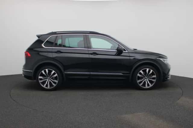 Volkswagen Tiguan (2022) thumbnail 6