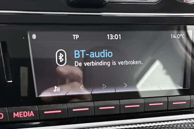 Volkswagen Up! (2021) thumbnail 6