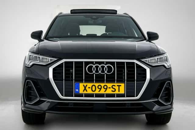 Audi Q3 (2024) thumbnail 5