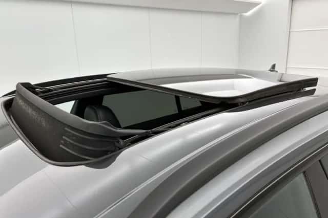 Audi Q8 (2021) thumbnail 6