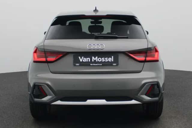 Audi A1 (2025) thumbnail 5