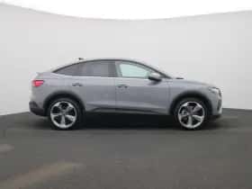 Audi Q4 (2025) thumbnail 6