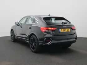 Audi Q3 (2023) thumbnail 2