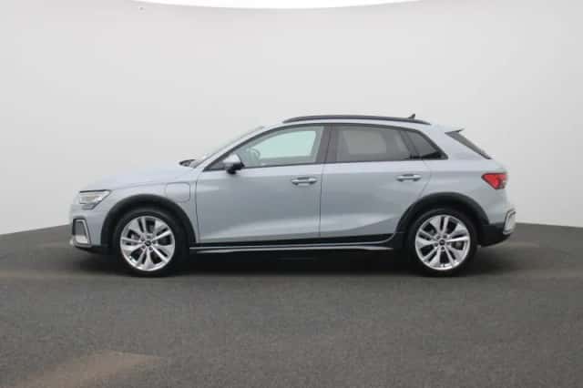 Audi A3 (2025) thumbnail 4