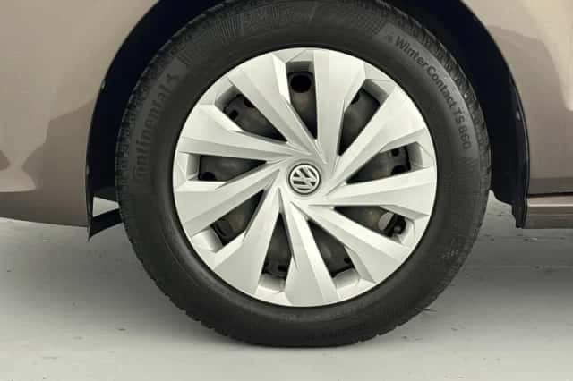 Volkswagen Polo (2016) thumbnail 10
