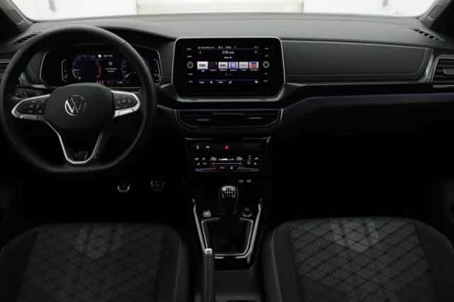 Volkswagen T-Cross (2024) thumbnail 8