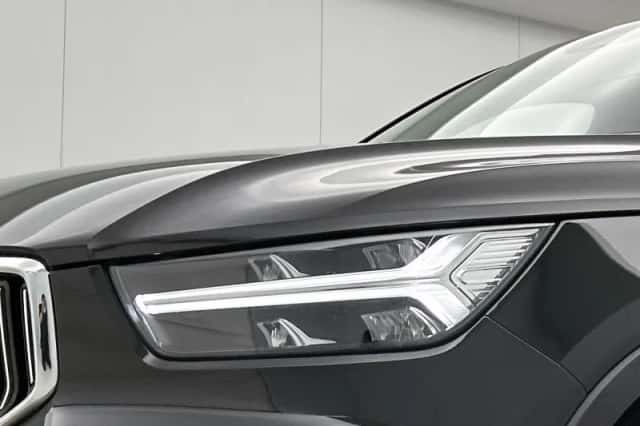 Volvo XC40 (2021) thumbnail 6