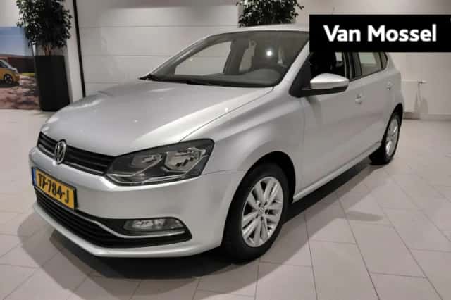 Volkswagen Polo (2017) thumbnail 1