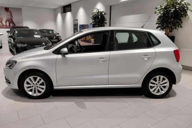 Volkswagen Polo (2017) thumbnail 3