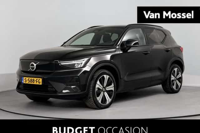 Volvo XC40 (2023) thumbnail 1