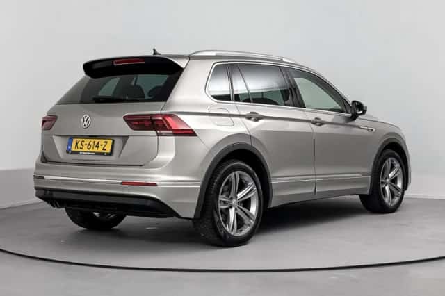 Volkswagen Tiguan (2016) thumbnail 4