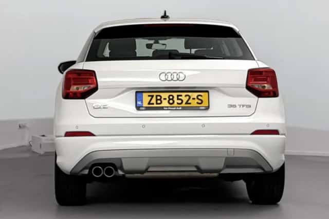Audi Q2 (2019) thumbnail 3