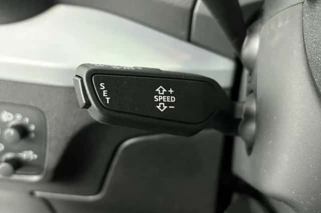 Audi Q2 (2019) thumbnail 6