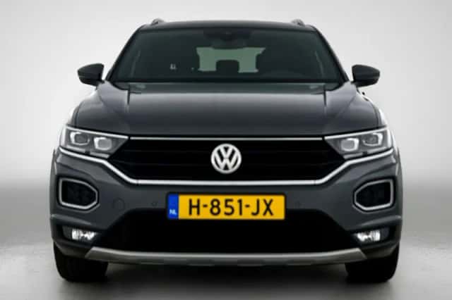 Volkswagen T-Roc (2020) thumbnail 5